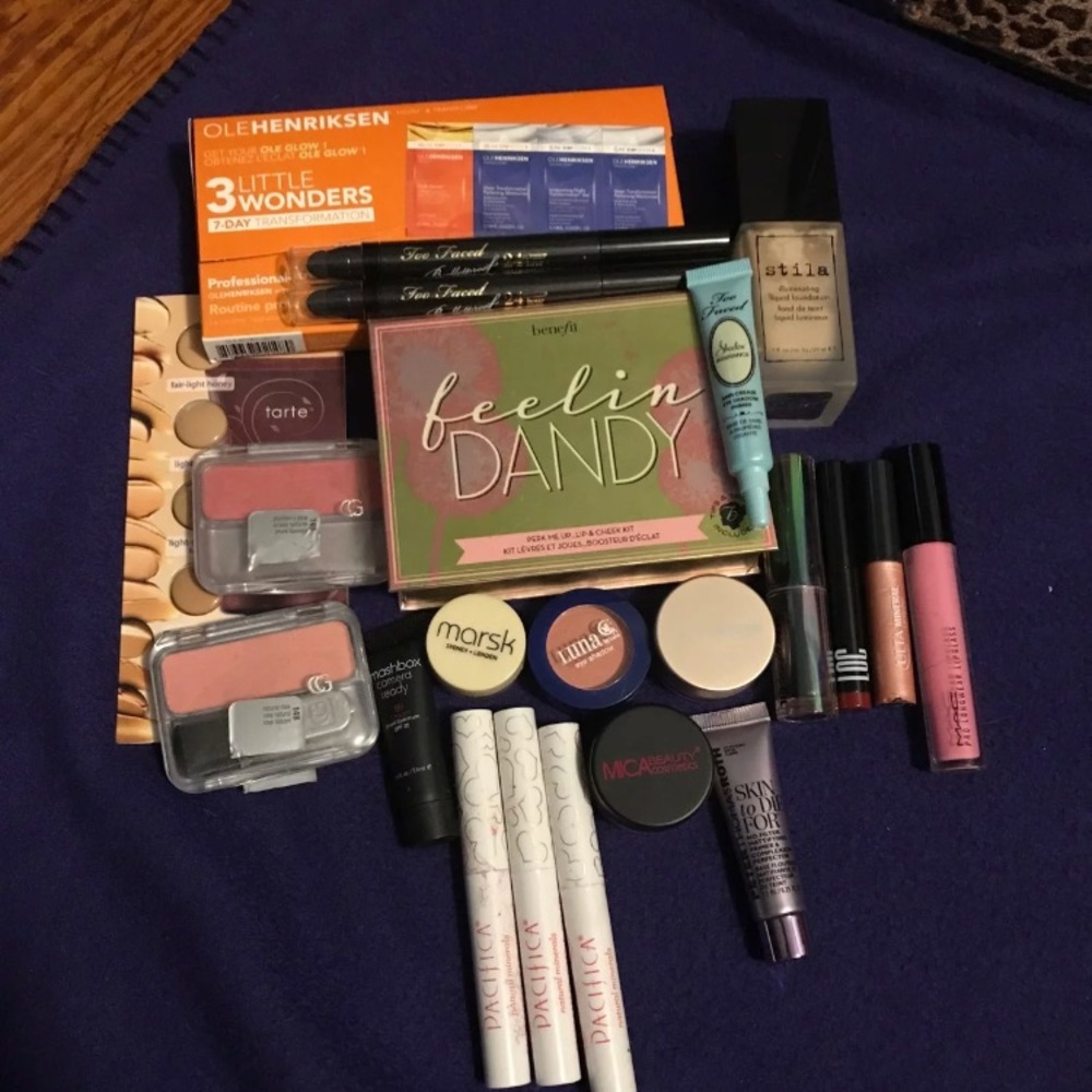 Makeup loot